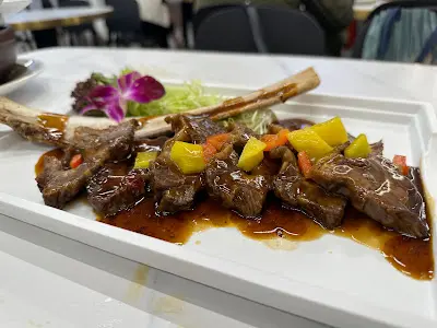 醬汁惹味牛肋骨