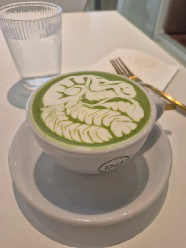 熱抹茶拿鐵 Hot Matcha Latte
