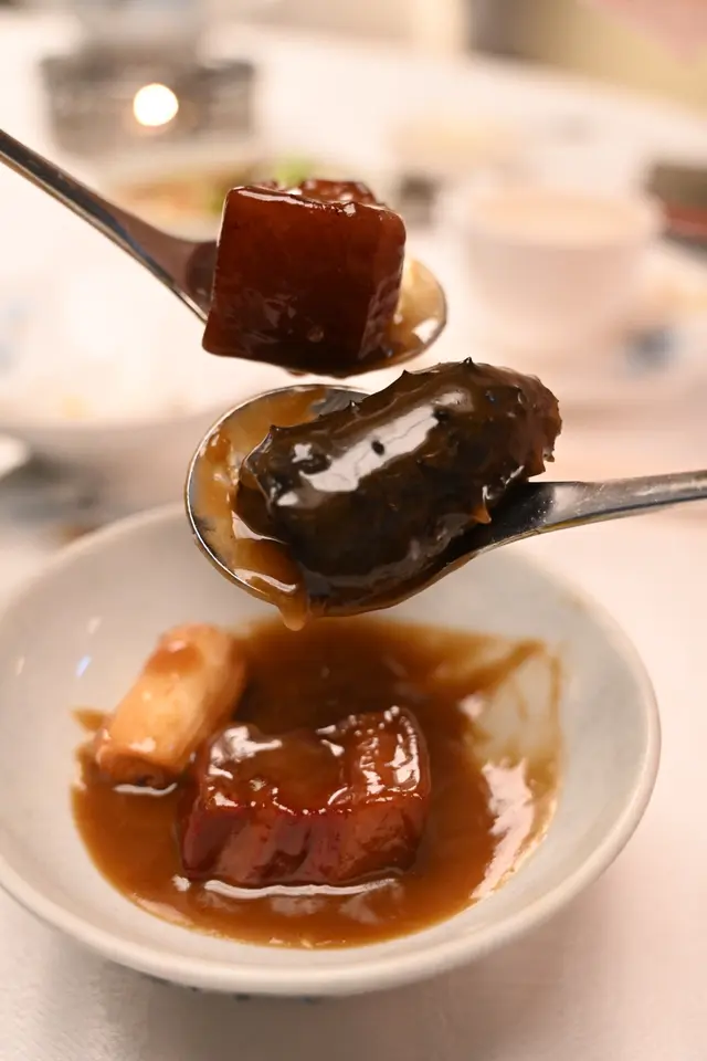 蔥燒刺參黑豚方肉