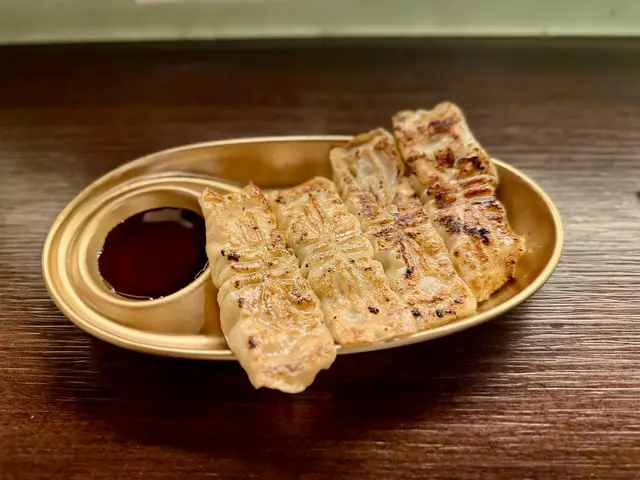 雞軟骨餃子