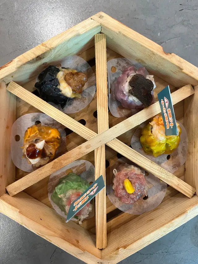 龍記陸寳燒賣拼盤