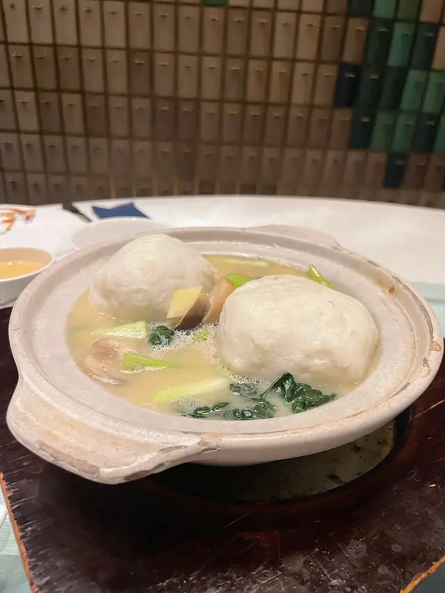 魚湯手打魚腐浸時蔬