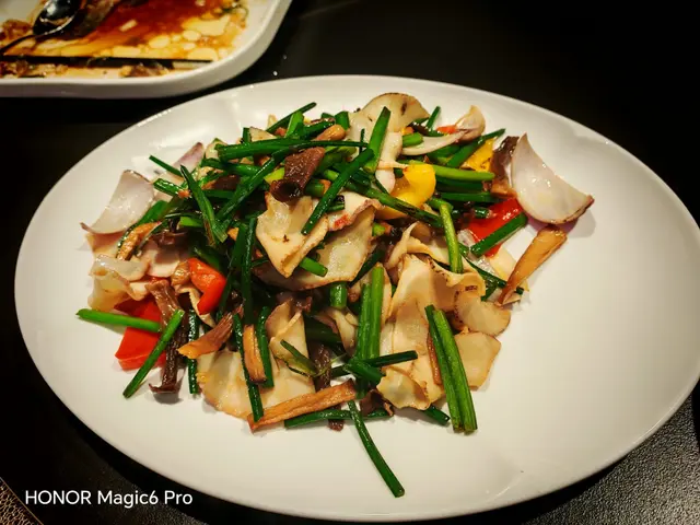 大理珍菌蔥爆海螺片