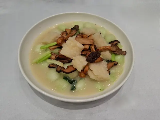 魚湯野菌浸魚肚