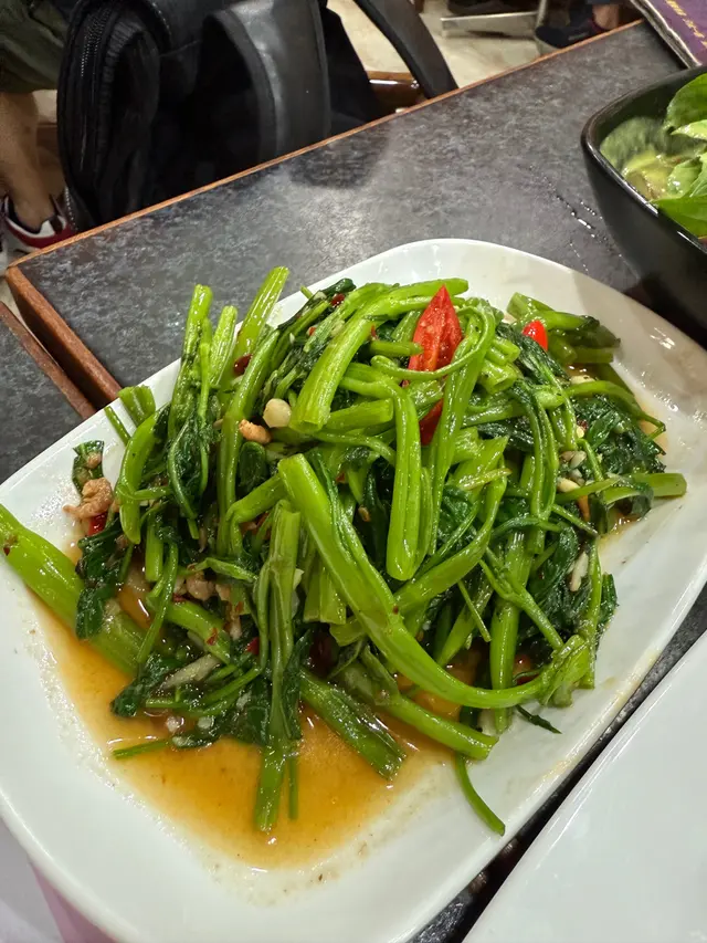 馬拉盞炒通菜