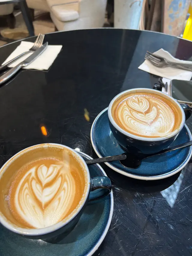 Homemade  ginger  latte   +  latte