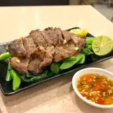 檸檬燒牛肉 (小食類), 第一次唔錯, 底係芥蘭, 有菜有肉.
