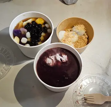 糖不甩，三丸豆腐花，芋圆紫米红豆沙