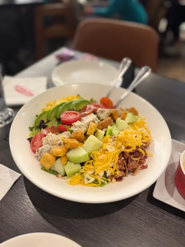 Chicken  Cobb  salad