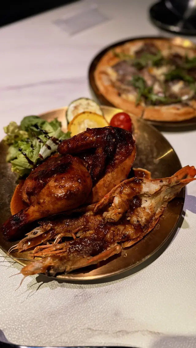 香草嫩春雞拼大蝦