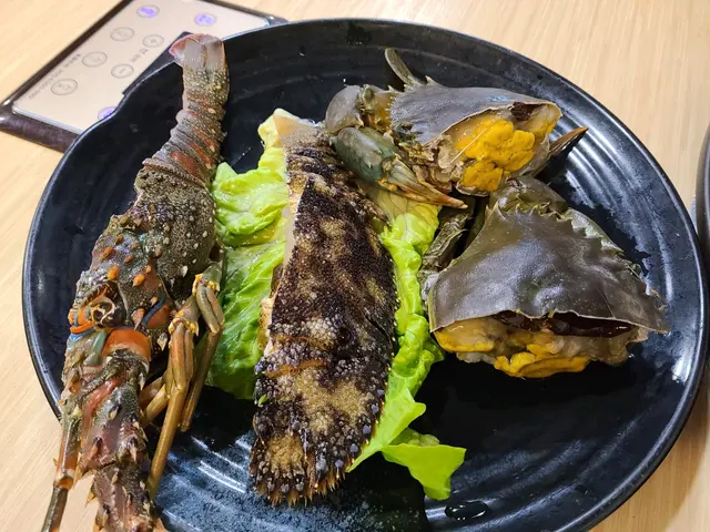 野生琵琶龍蝦/澳洲青年龍蝦，奄仔蟹