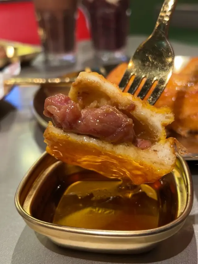沙嗲牛肉西多士