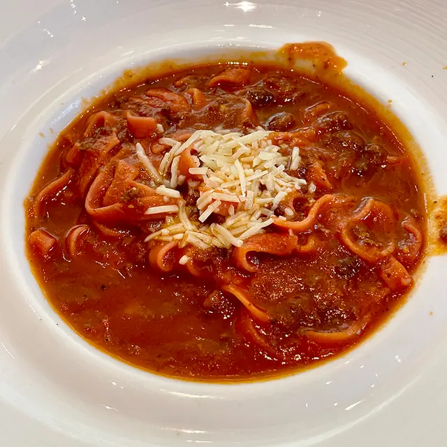 手工意粉檔~紅椒意粉配蕃茄肉醬汁