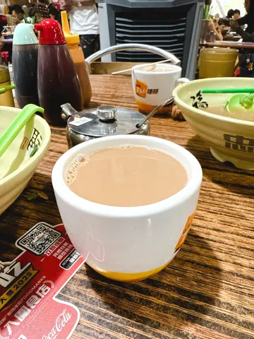 热港式奶茶