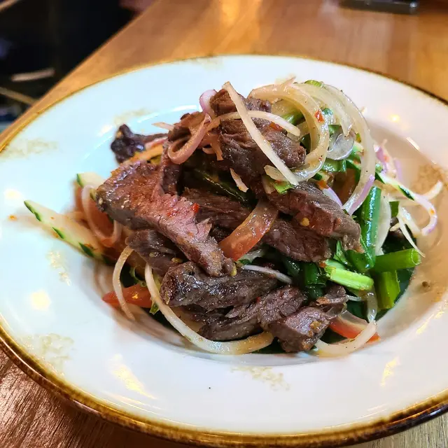 泰式牛肉沙律