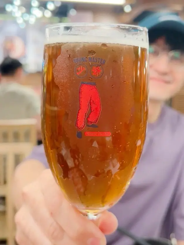 黑白啤酒 「半杯晨光.半杯暮色」