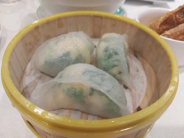 翡翠鮮蝦菜苗餃