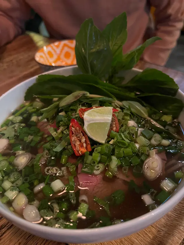 生牛肉河粉