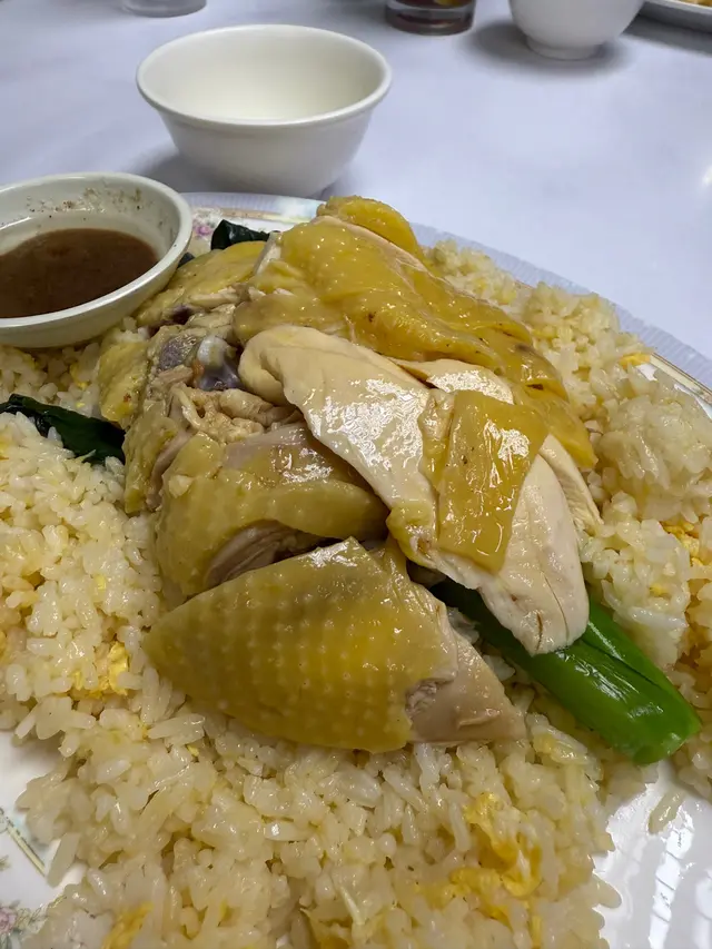 金牌鹽焗雞飯炒底