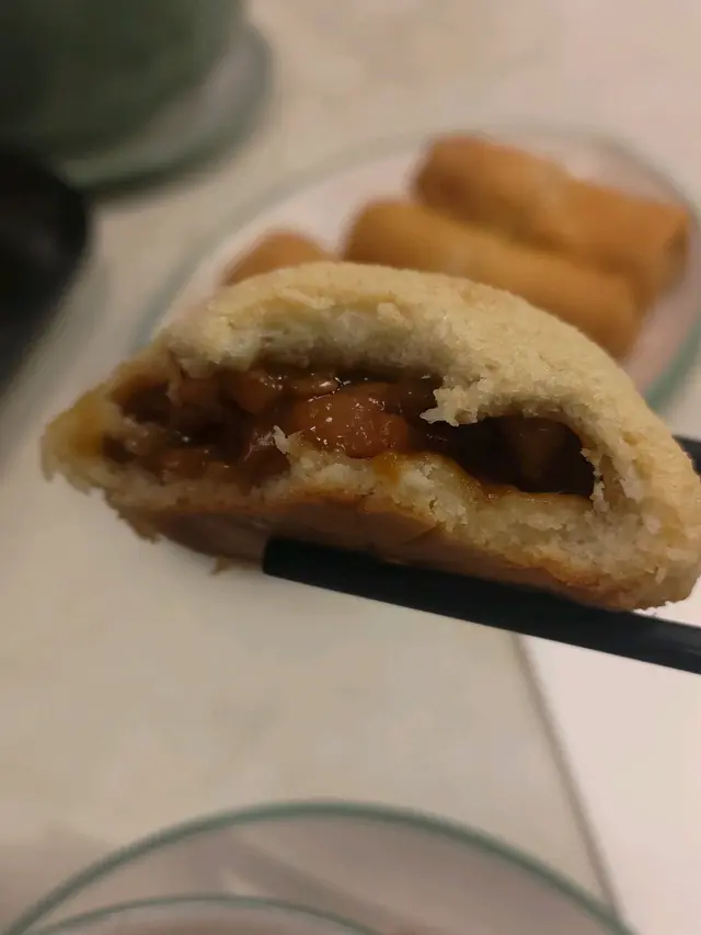 包細咗，但餡一樣咁多