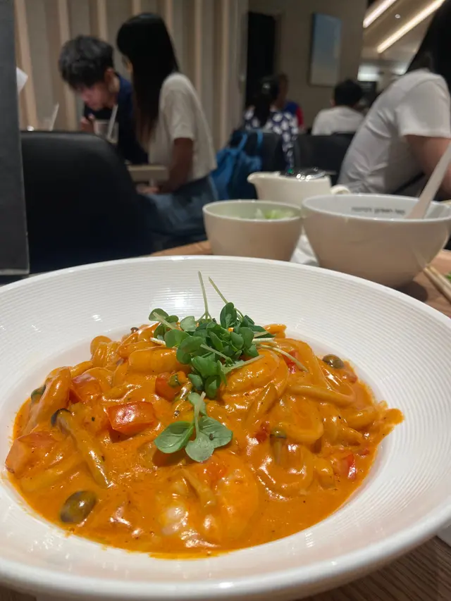 海老蕃茄豆乳烏冬