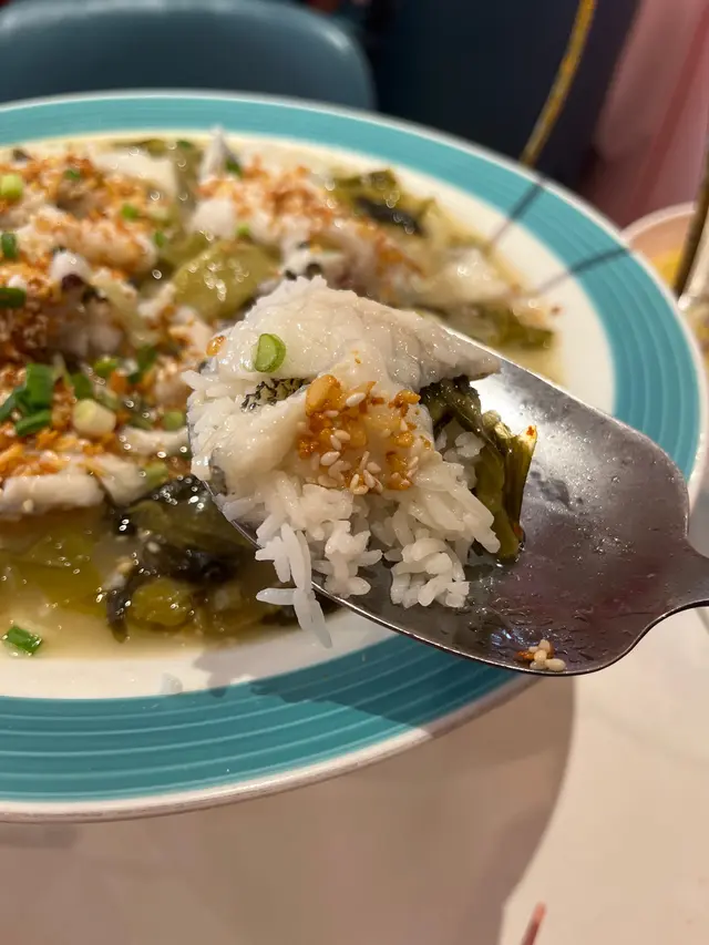 天花頂酸菜魚
