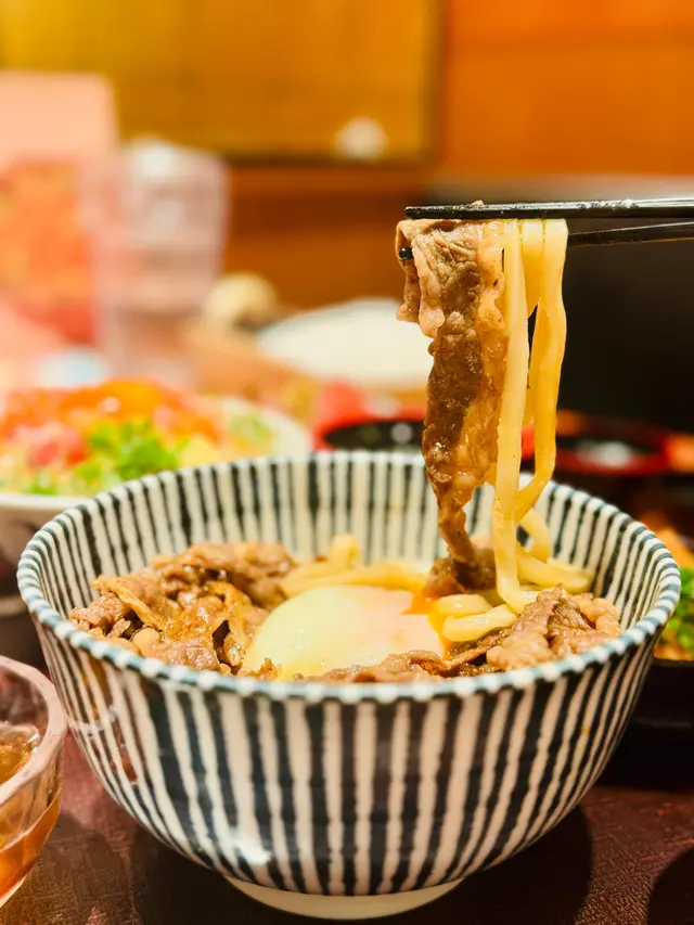 澳洲和牛壽喜燒拌烏冬定食