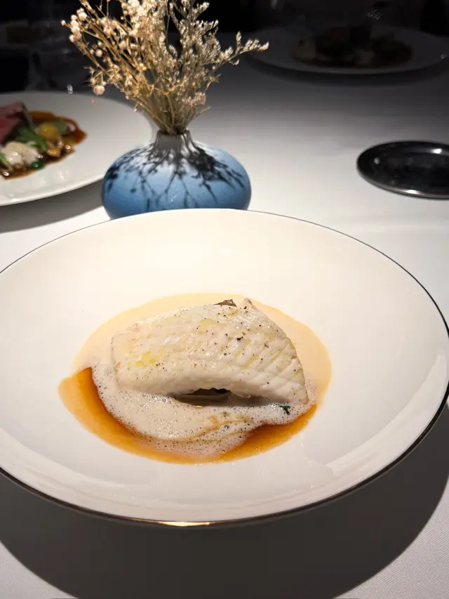 DOVER SOLE WITH BRUSSEL SPROUT AND 'NOEL JAMON SAUCE'