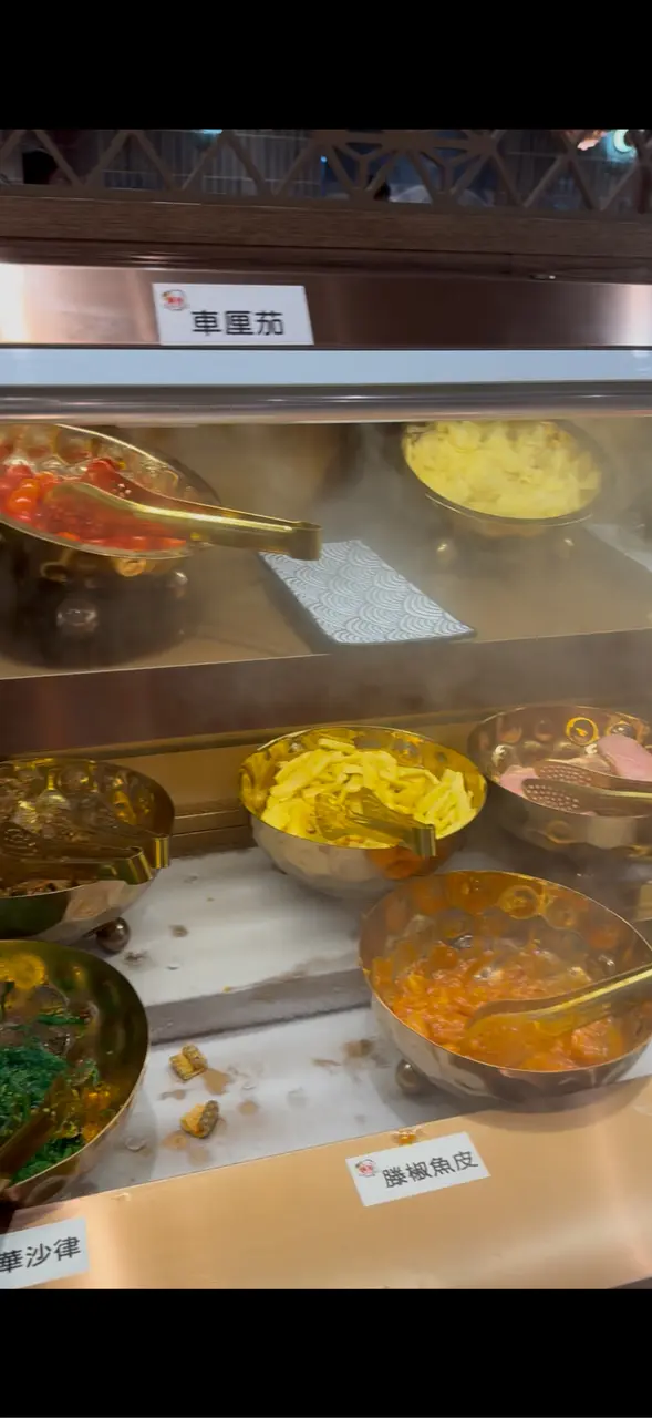 冷盤想食海蜇，出邊沒有連點餐點咗都沒有來，體驗很差👎