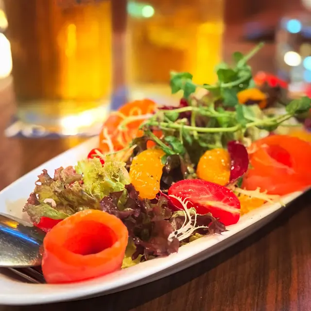 挪威煙三文魚 柑桔 西柚 橙 藜麥沙律