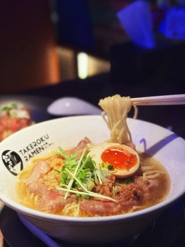 和牛肉鹽醬油拉麵