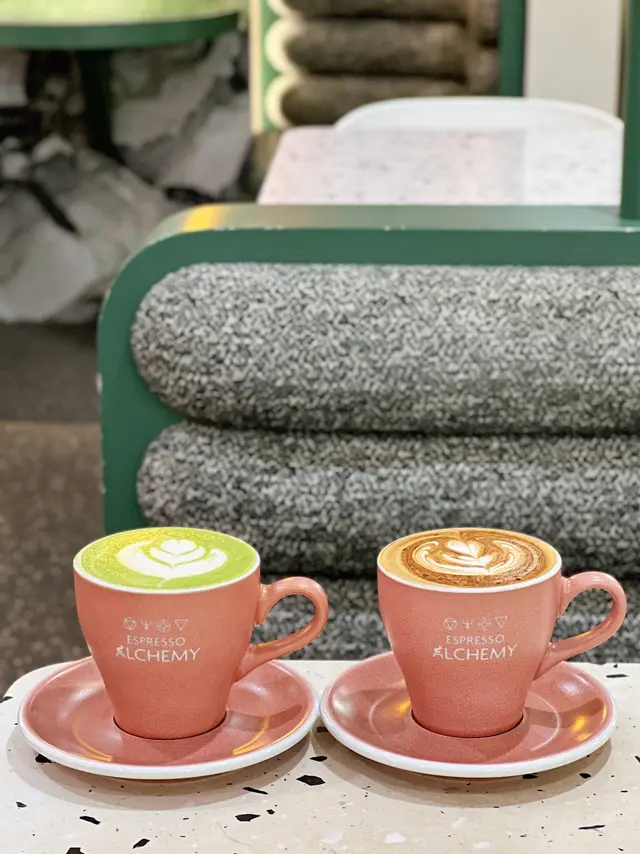 宇治抹茶鮮奶 & 巧克力咖啡