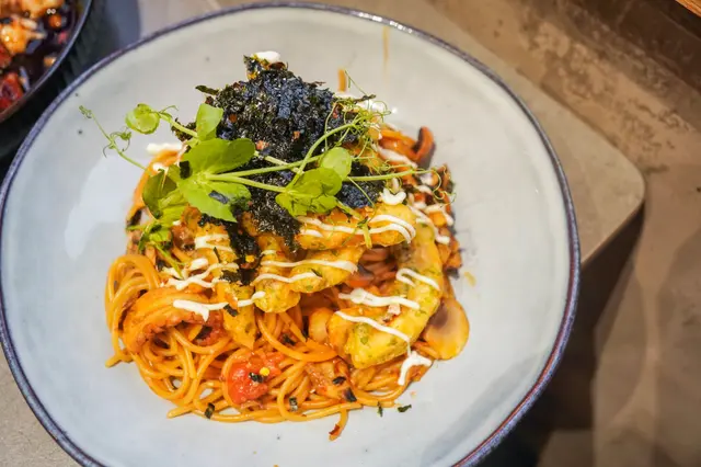 魷魚天婦羅海鮮照燒番茄汁意粉 