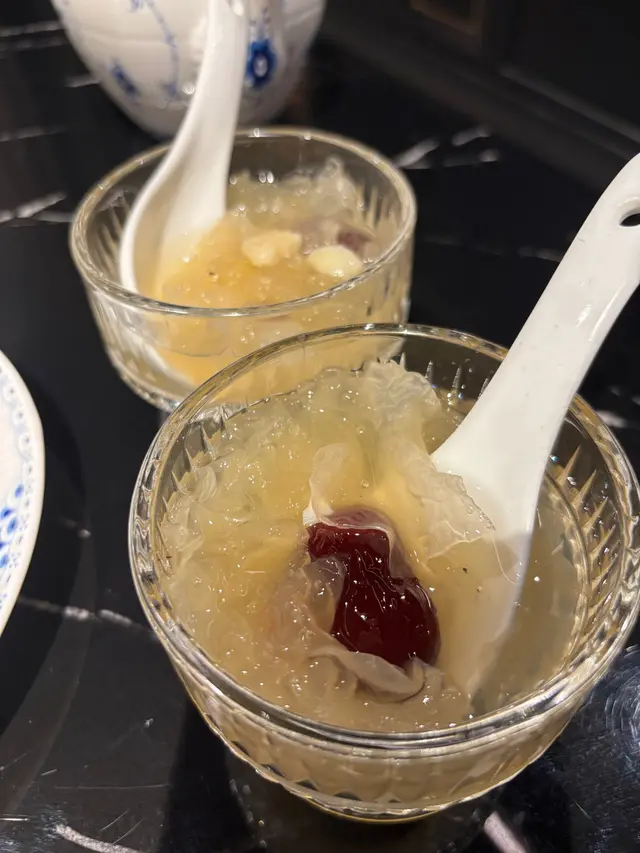 銀耳蓮子羹