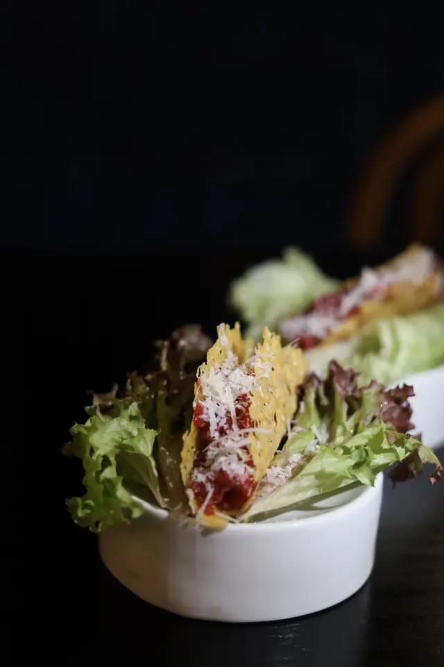 法國牛他他芝士脆卷