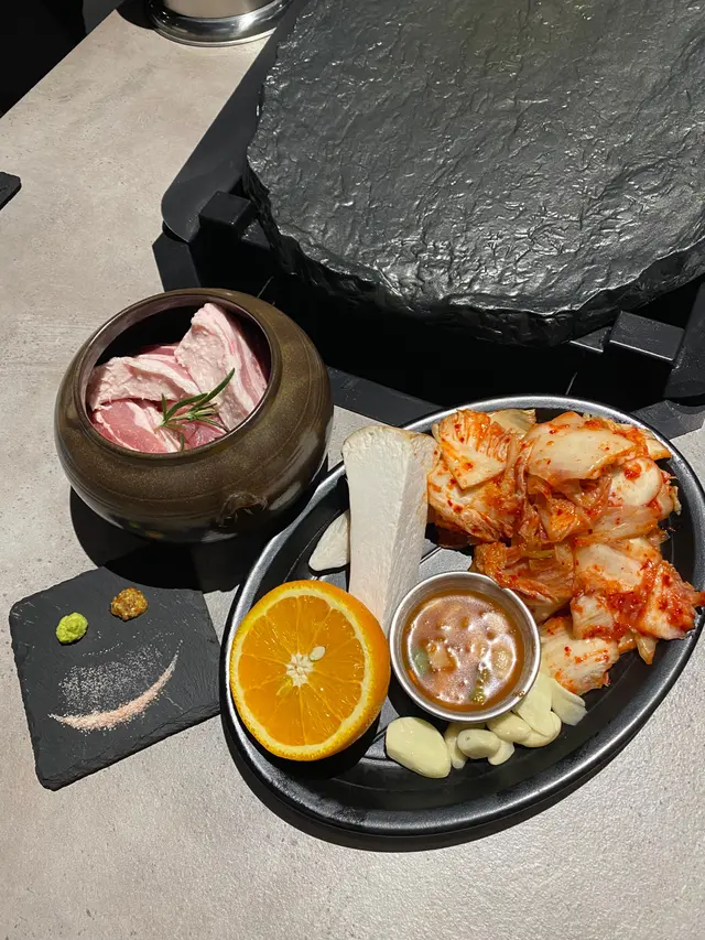 罈子五花肉 450g