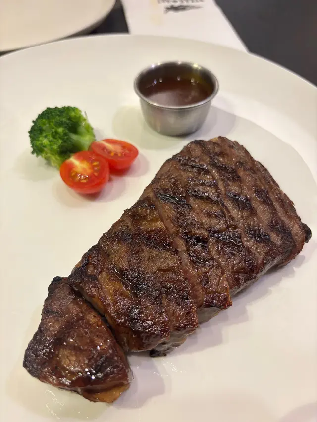 澳洲黑牌M9 和牛肉眼 200g