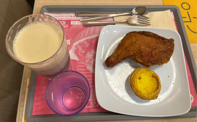 脆炸雞髀.葡撻.紅豆逃