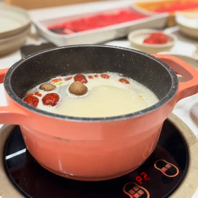 QQ骨膠原 - 膠原豬王母鍋