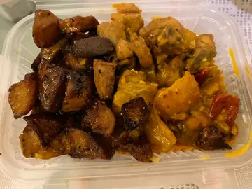 蜜糖薯仔牛肉粒、馬拉咖哩雞(晚餐)