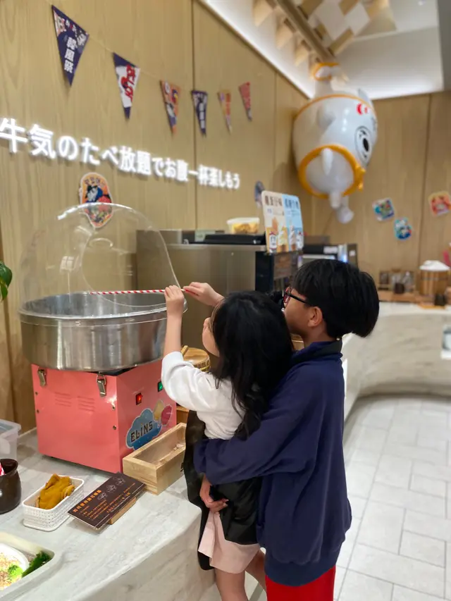 甜品:雪糕、棉花糖