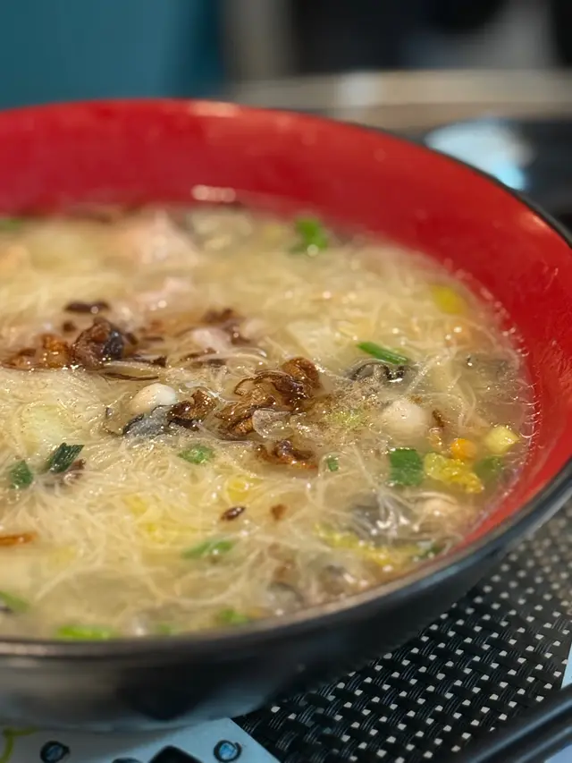 蠔仔麵線