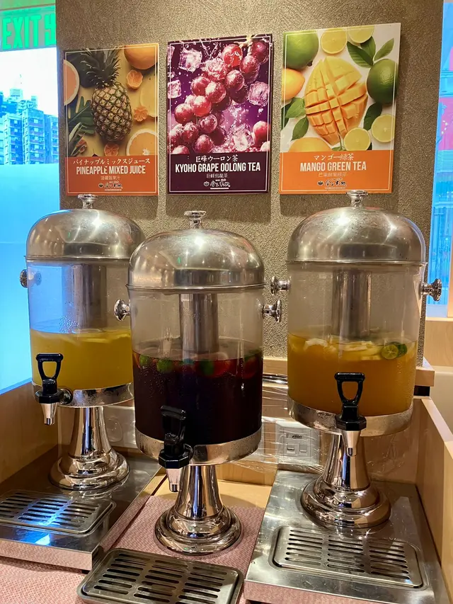 每位加$13!任飲!芒果鮮果綠茶、🍇 巨峰烏龍茶、🍍 菠蘿雜果汁