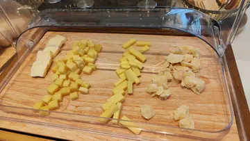 最左边 软cheese最好吃
最快被大家拿完
其他非常普通