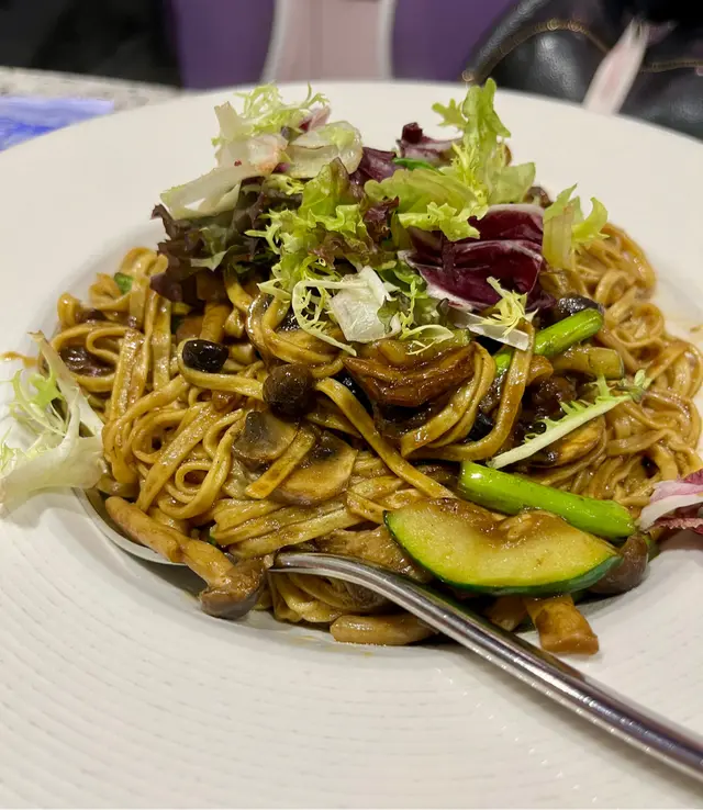 牛肝菌乾燒伊麵