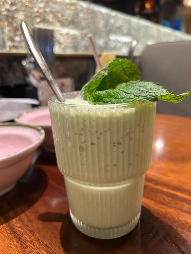 開心果椰子奶昔