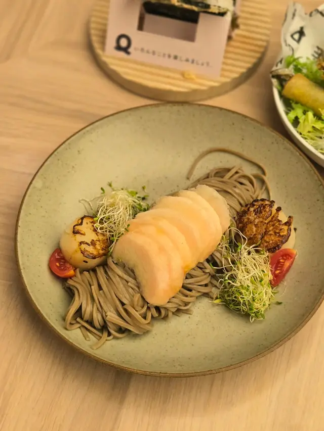 北海道帶子蕎麥麵 配水蜜桃蕃茄凍湯