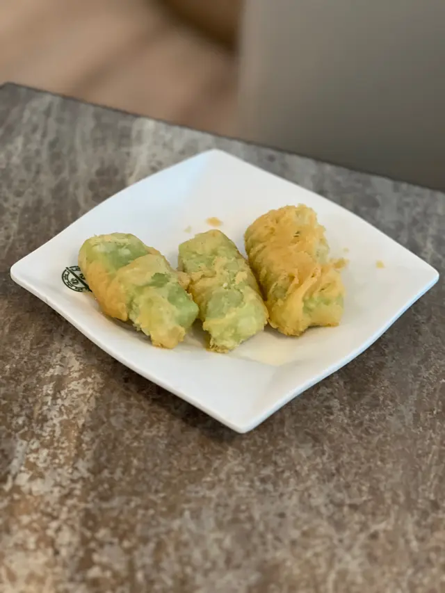 脆皮斑蘭鮮奶