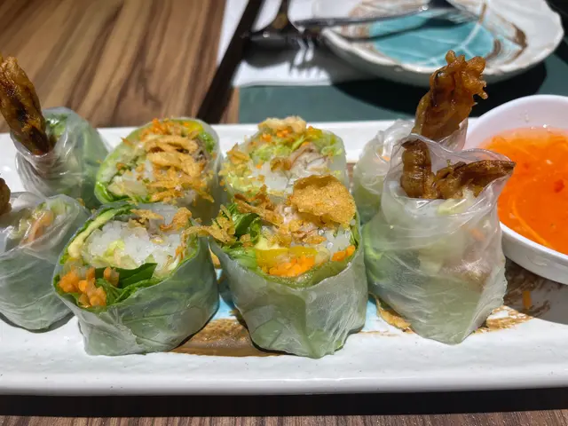 香芒軟殻蟹米紙卷