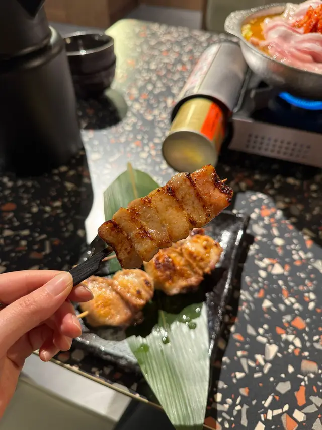 黑豚豬頭肉串燒